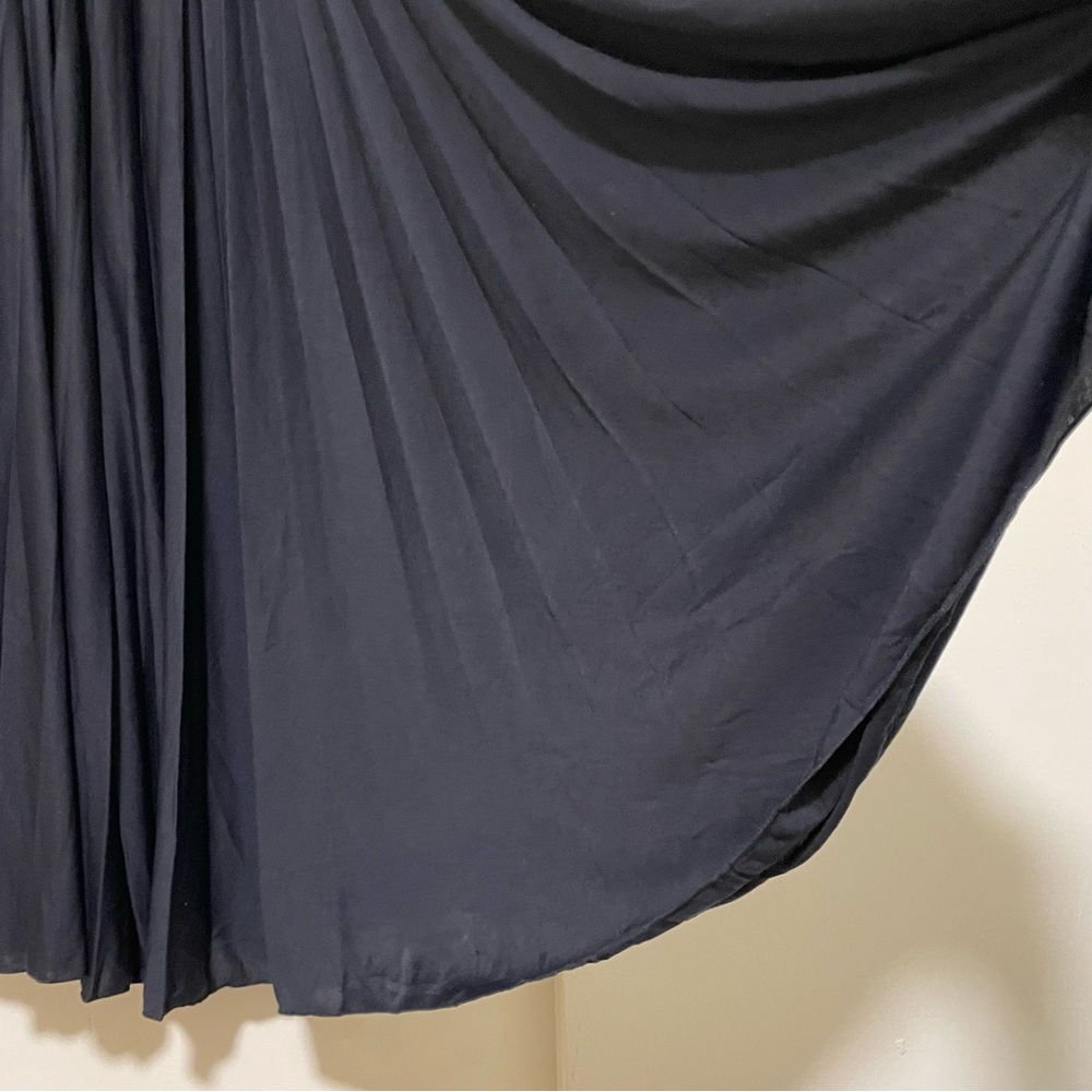 MaxMara Black Midi Lining Skirt Size Large - Picture 3 of 5